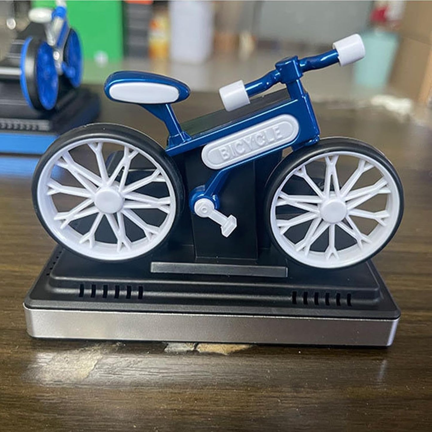 Solar Air Freshener for Car Dashboard | Rotating Car Fragrance With Cycle Design.