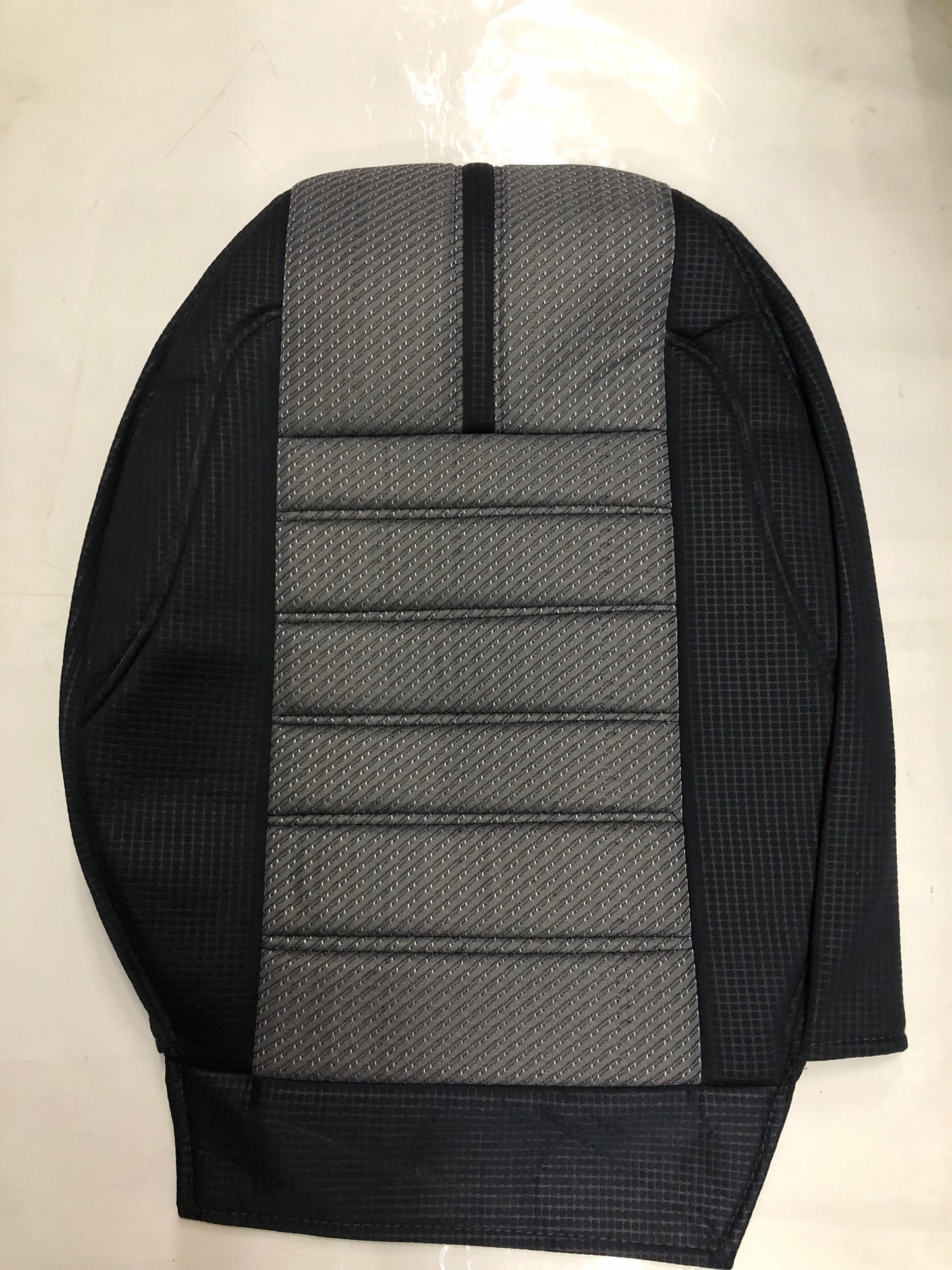 Suzkuzi Cultus seat cover sets.