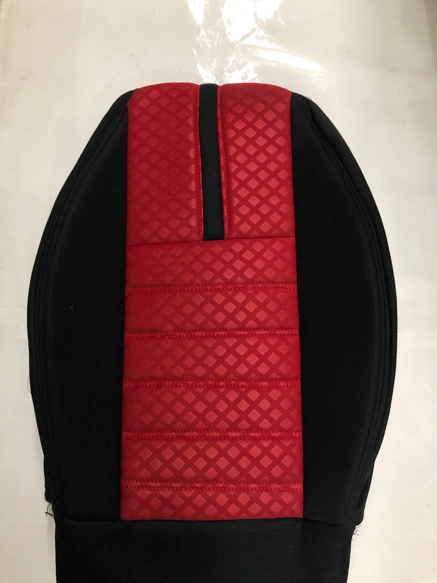 Suzkuzi Cultus seat cover sets.