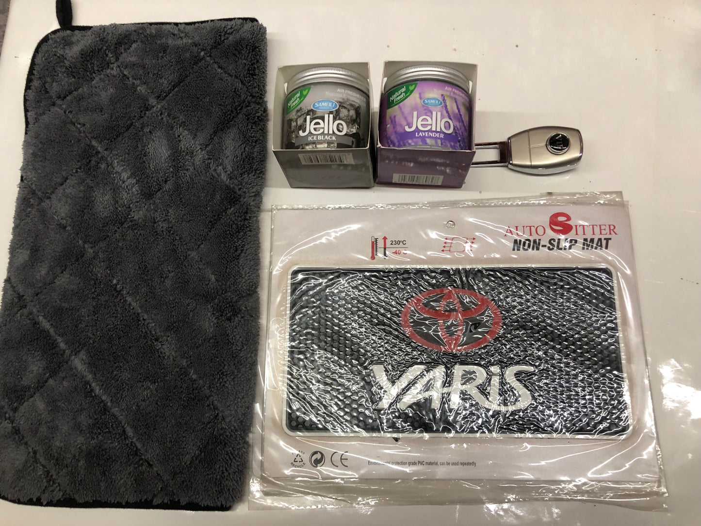 Microfiber clothes Jello Gel Vip Alarm Buckle Non-slip Mat