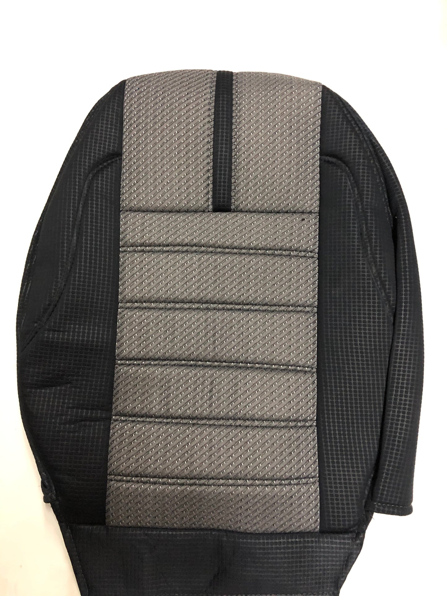 Suzkuzi Cultus seat cover sets.