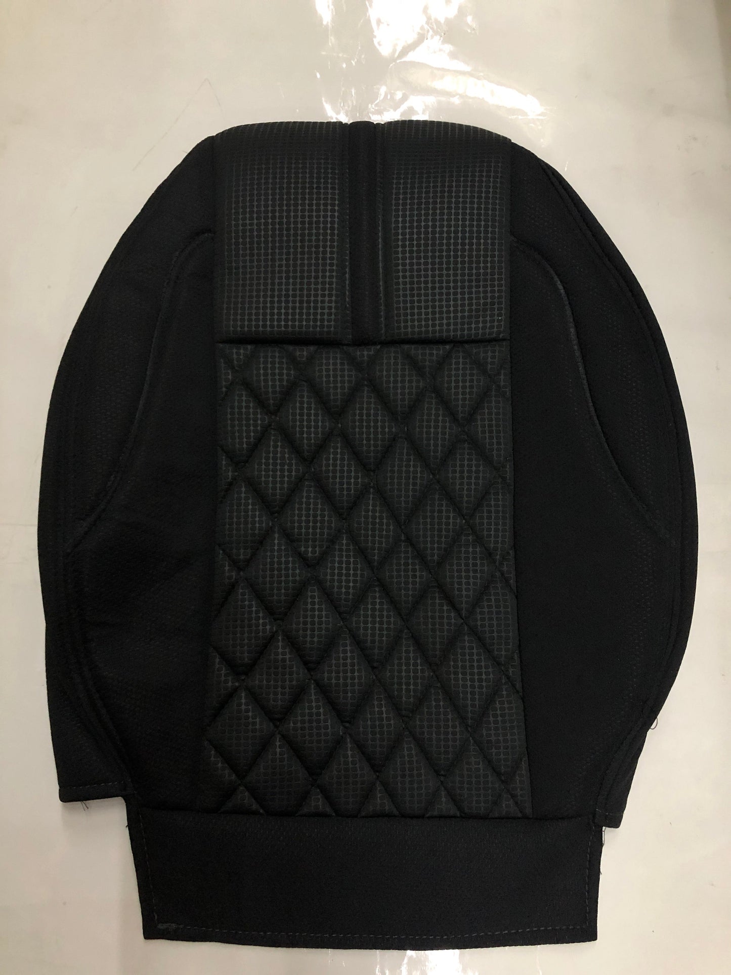 Suzkuzi Cultus seat cover sets.