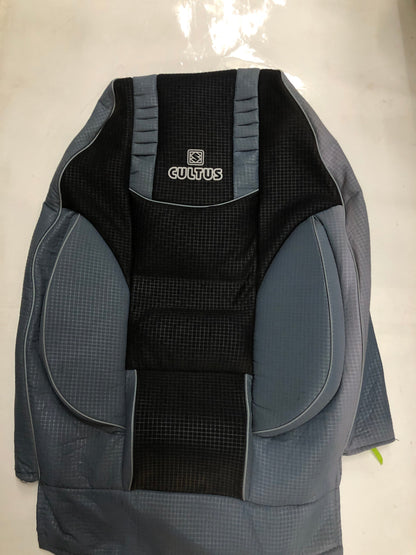 Suzkuzi Cultus seat cover sets.