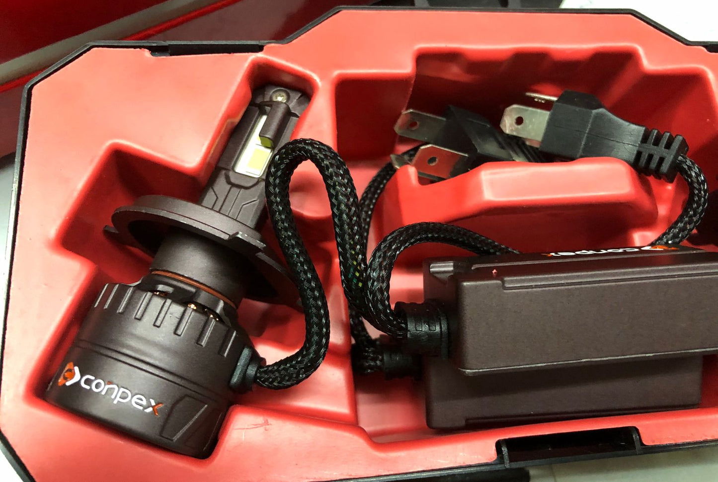 LED light h4 (pair)